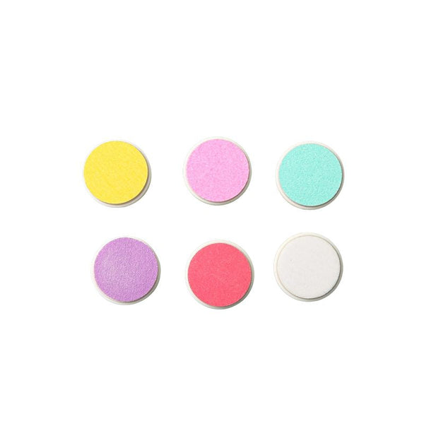 Têtes de ponçage colorées de la Lime à ongles bébé électrique pour un soin optimal.