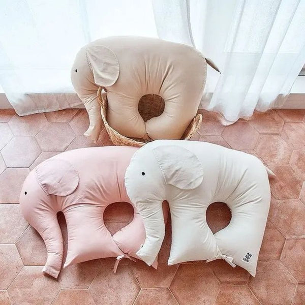 Ensemble de Coussins Bébé Éléphant colorés, idéal pour le soutien et la décoration.