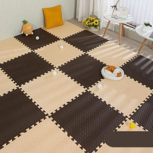 Tapis d'éveil bébé Marron-Beige pour un espace ludique et sécurisé.