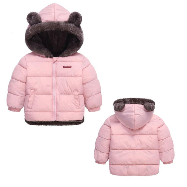 Doudoune Bébé avec capuche en fausse fourrure et oreilles d'ours, modèle rose.