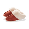 Chaussons Chauds Femme rouge avec fourrure douce pour un style cosy.