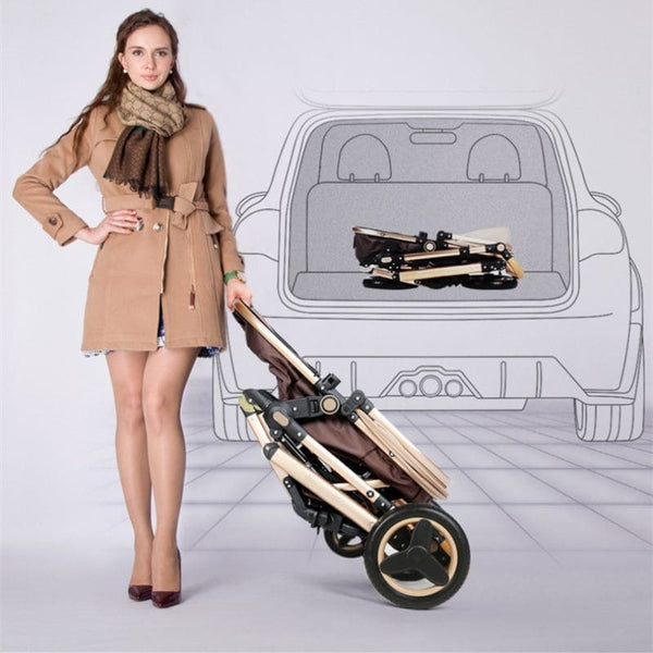 Poussette 3 en 1 compacte, facile à ranger dans le coffre.