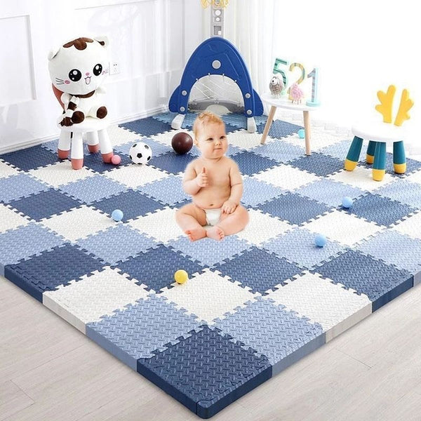 Tapis d'éveil bébé multifonctionnel dans un cadre moderne et lumineux.