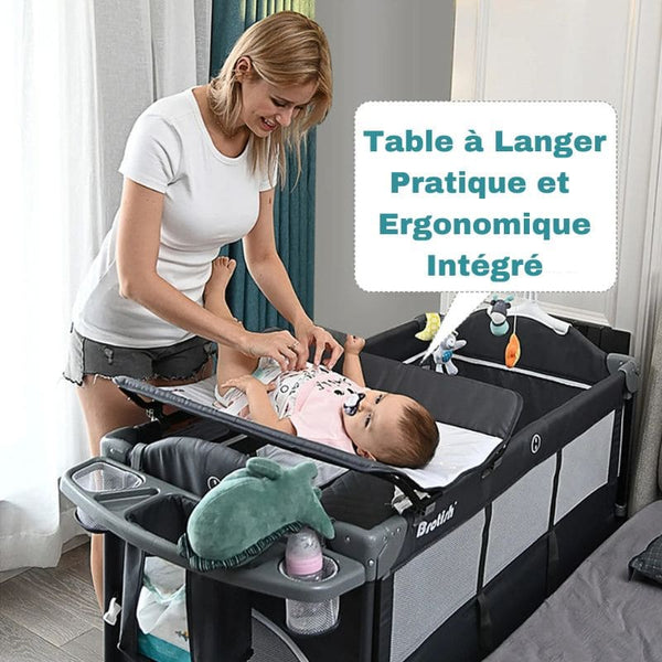 Table à langer pratique intégrée au Berceau Bébé 3 en 1 pour un changement facile.