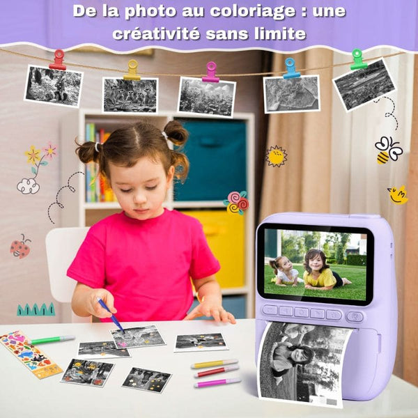 Fille coloriant ses tirages photo noir et blanc avec un Appareil Photo Enfant à Impression Instantanée – Cocon d'Ange