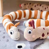 Tour de lit bébé Chenille aux couleurs vives pour protéger et divertir bébé.