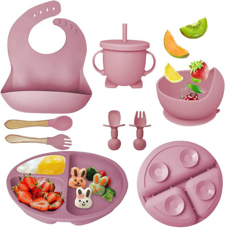Ensemble de 8 pièces du set repas pour bébé, avec des accessoires en silicone alimentaire.