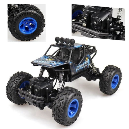 Buggy Télécommandé 4x4 Tout Terrain bleu et noir avec gros pneus et détails en gros plan – Cocon d’Ange