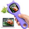 Microscope enfant violet à écran LCD affichant une coccinelle en gros plan - Cocon d'Ange